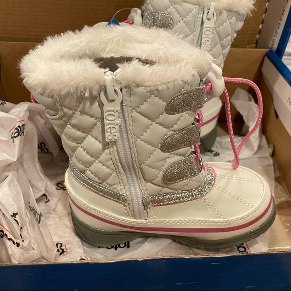 Totes toddler girls Winter Boots - size 8 - Picture 6 of 8
